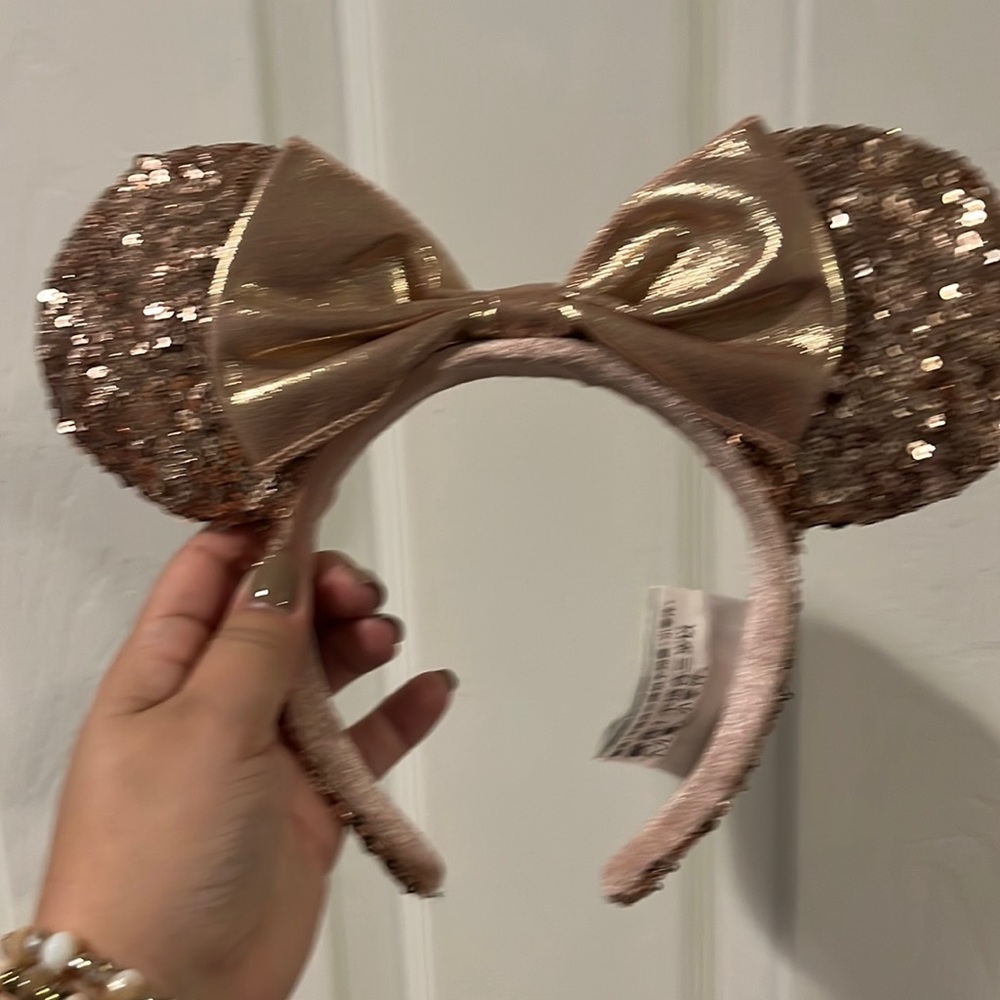 Rose gold Minnie ears